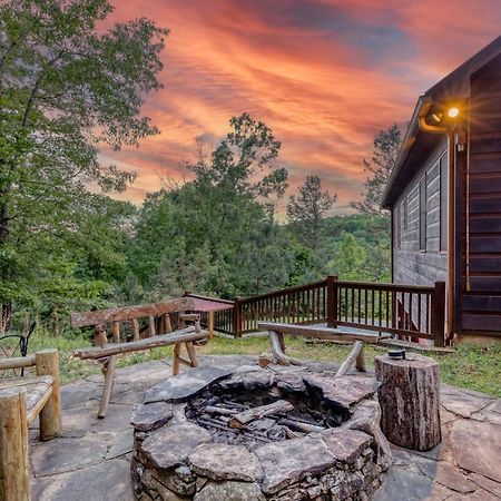 Trout N' About Your Blue Ridge Mountains Retreat, Hot Tub + Game Room! Ellijay Bagian luar foto