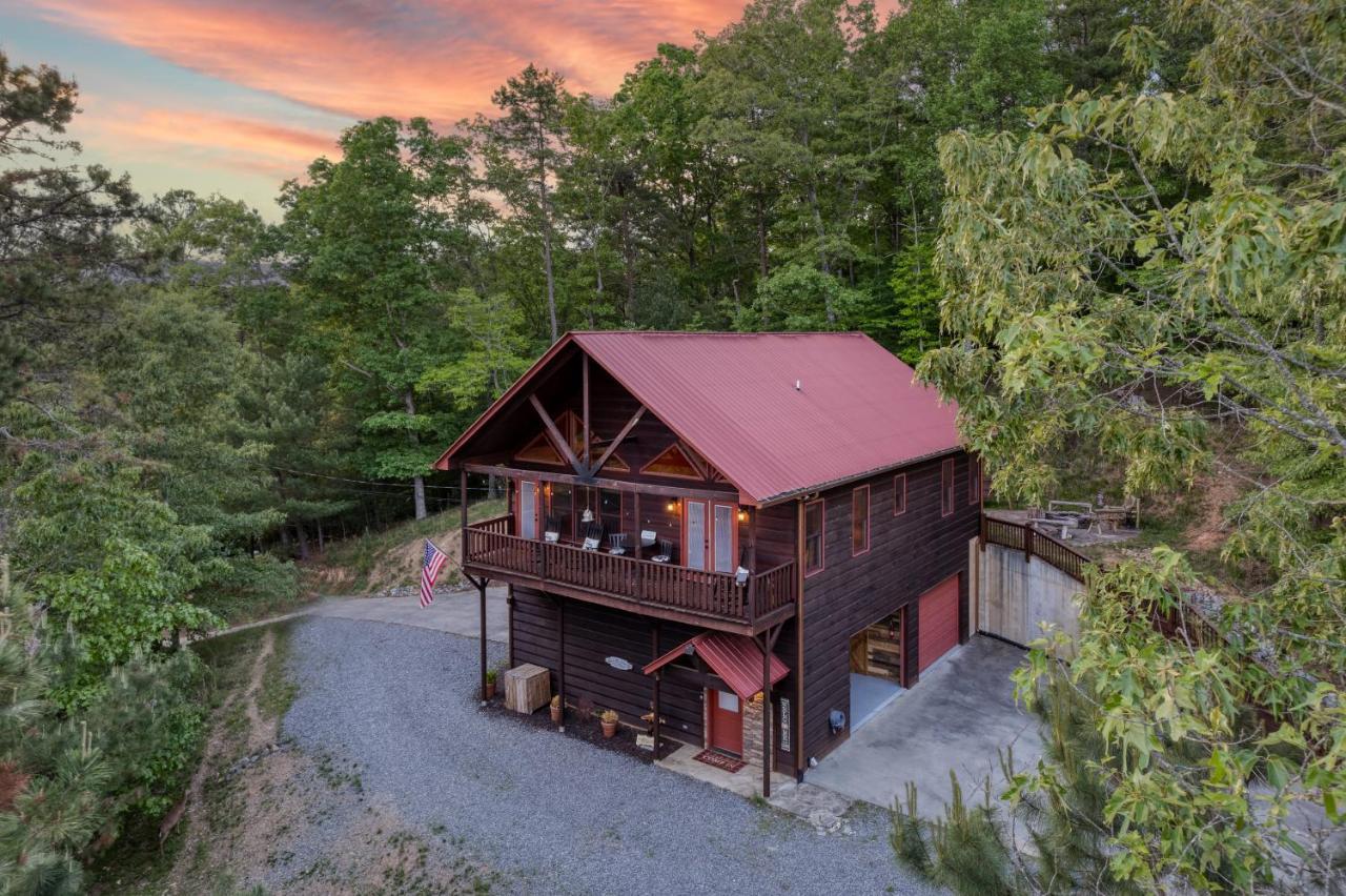 Trout N' About Your Blue Ridge Mountains Retreat, Hot Tub + Game Room! Ellijay Bagian luar foto