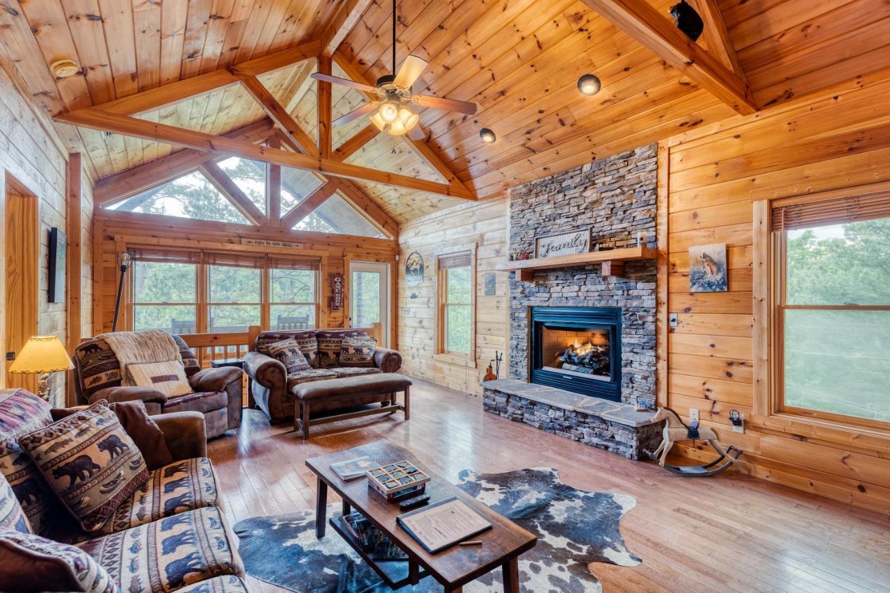 Trout N' About Your Blue Ridge Mountains Retreat, Hot Tub + Game Room! Ellijay Bagian luar foto