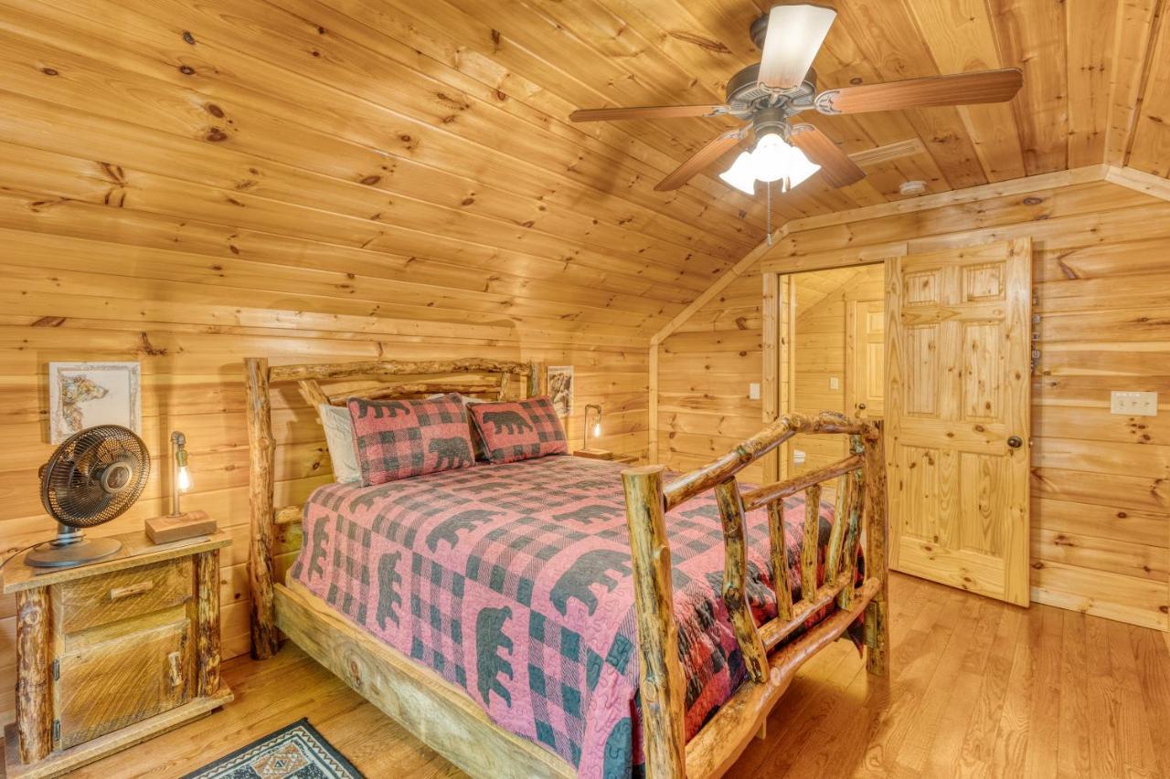Trout N' About Your Blue Ridge Mountains Retreat, Hot Tub + Game Room! Ellijay Bagian luar foto