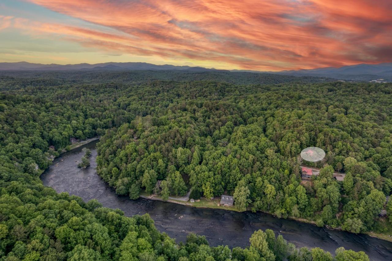 Trout N' About Your Blue Ridge Mountains Retreat, Hot Tub + Game Room! Ellijay Bagian luar foto