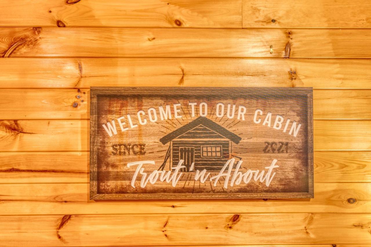 Trout N' About Your Blue Ridge Mountains Retreat, Hot Tub + Game Room! Ellijay Bagian luar foto